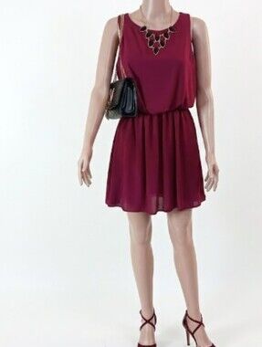 3/$20 💰 Womens Minimalist Open Back Dress Red Wine / Wedding Guest /Feminine S